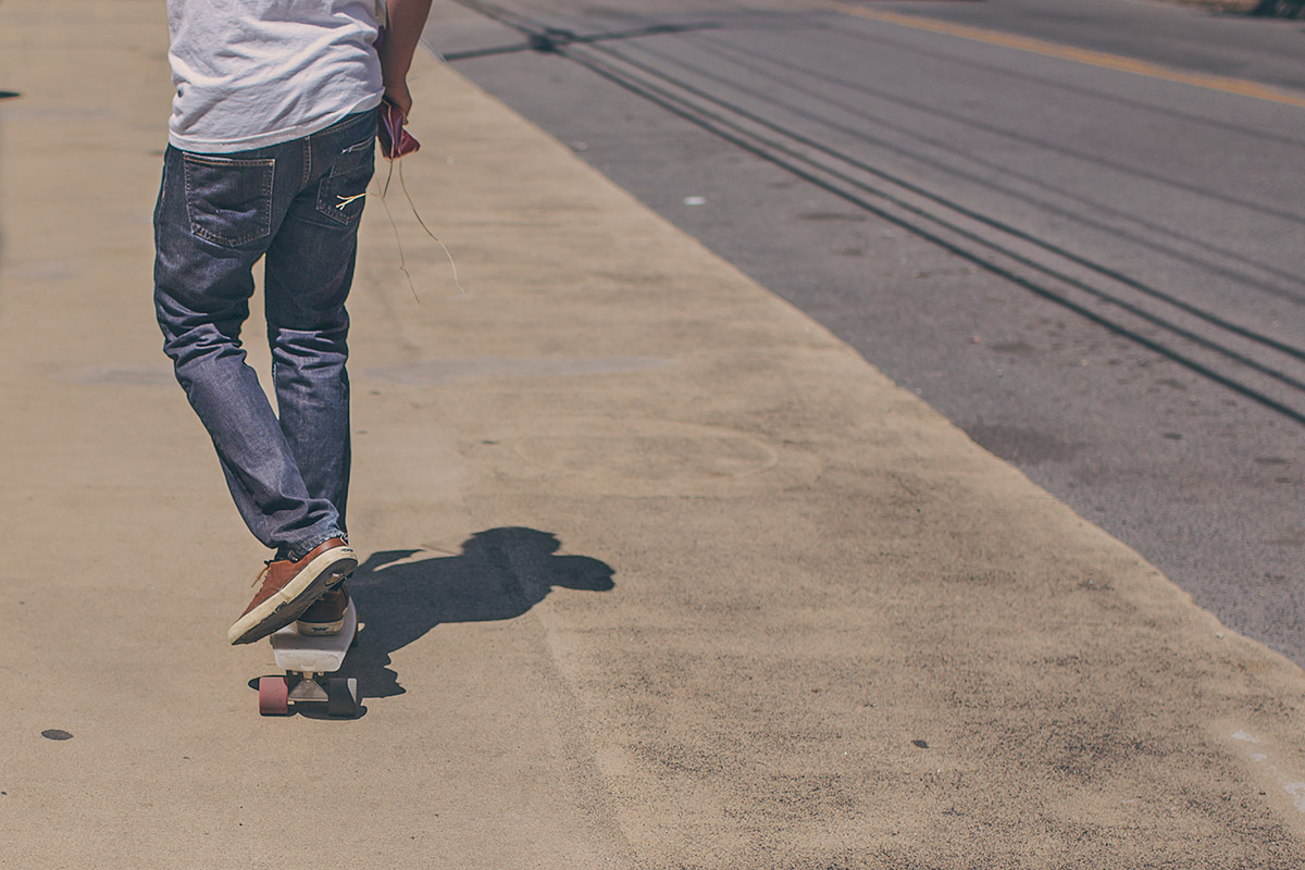 JUST SKATE BOARDING